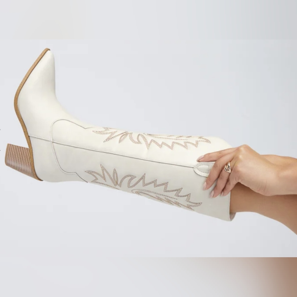 Women's Cream Western Heeled Boots - Picture 3 of 9